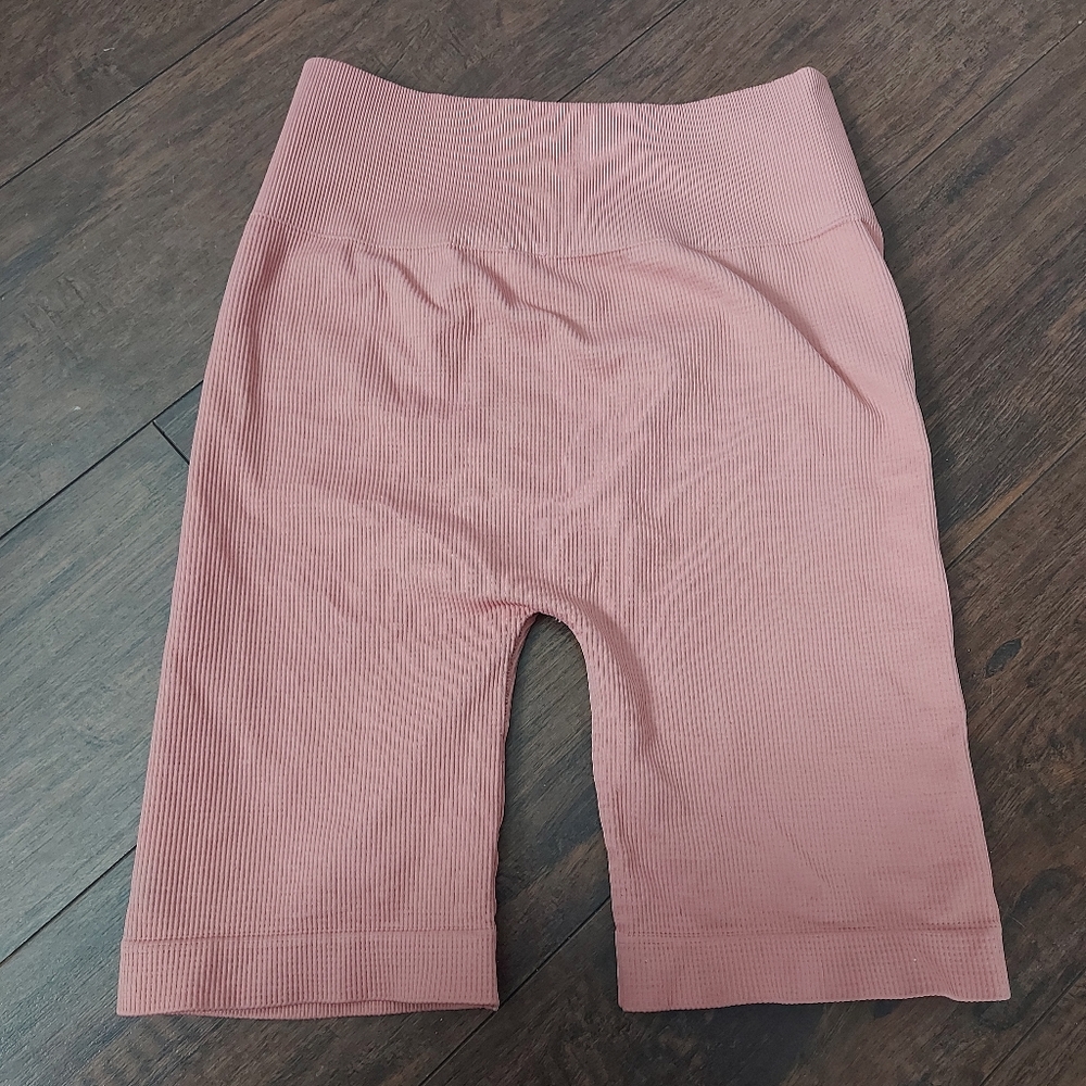 by Avocado Ribbed Seamless Legging SHORTS biker shorts
